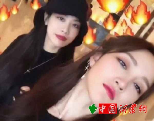 孟佳和王霏霏，孟佳王霏霏Amber重聚独缺宋茜