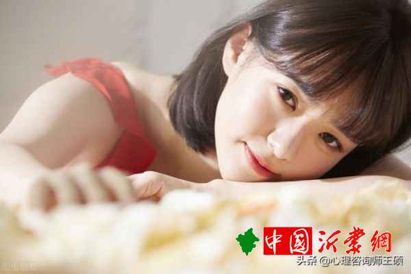 男生跟你讨论孩子话题主动和你深入聊这些话题的男生