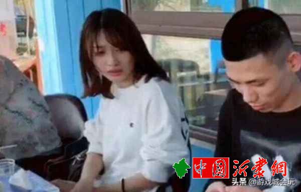 斗鱼韩茜茜，斗鱼第一女神豪韩茜茜续费38个超帝