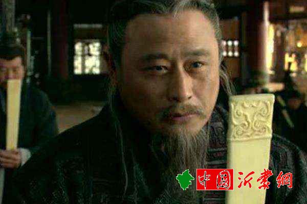李斯具五刑为什么又腰斩因与赵高篡改诏书受分尸之刑